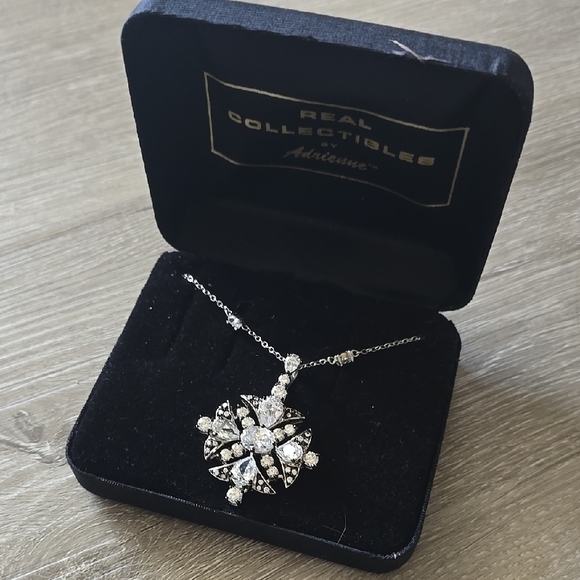 Unique Vintage Jewelry - Elegant Silver Pendant Necklace The Real Collectibles By Adrienne